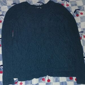 Women's Classic Cable Knit Sweater
